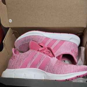 Adidas Women's Pink Sneakers
